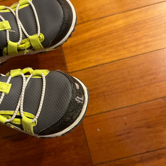 Carter's Sandals for boy size 10M - Picture 6 of 7